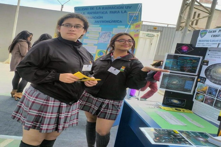Alumnas viajan a Cientec Perú web.jpg
